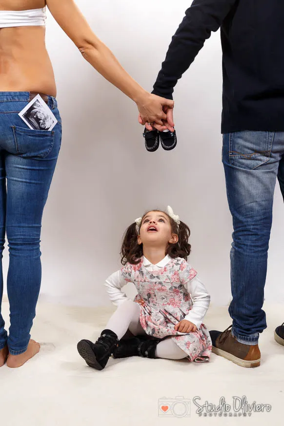 servizi fotografici maternità in studio a reggio emilia modena e parma
