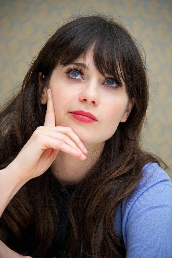 Zooey-Deschanel-dopo-la-metamorfosi.webp